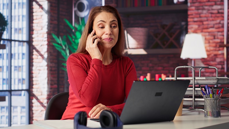 LookWhatMomFound Contact: Keeping in Touch With a Lifestyle Gateway Trusted Family Platform